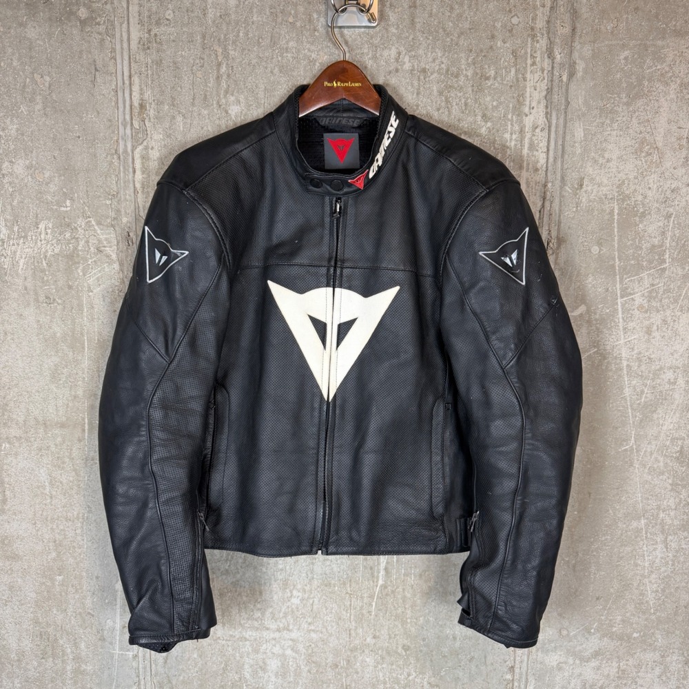 Dainese Perforated Leather Motorcycle Jacket Black Armored Mens Size L 42